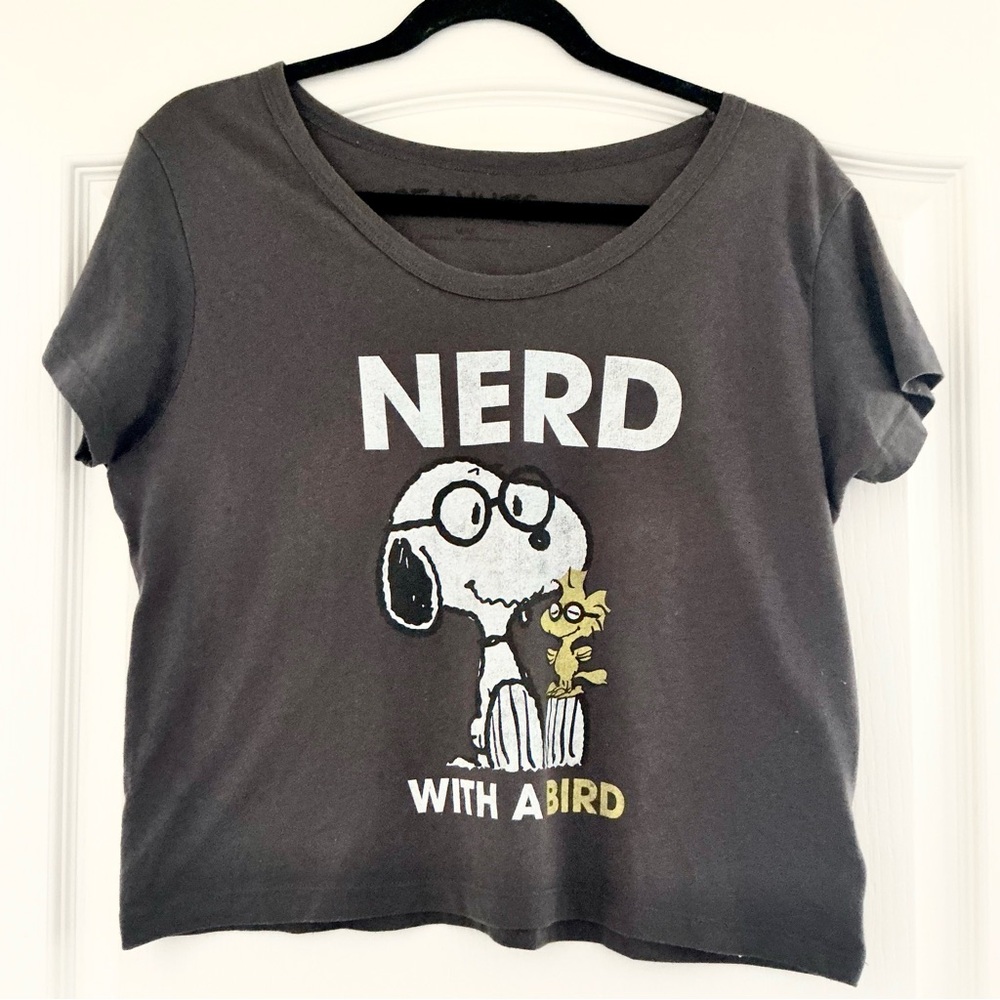 Peanuts Snoopy Woodstock Nerd with A Bird Cropped Graphic T-Shirt Tee Top Medium